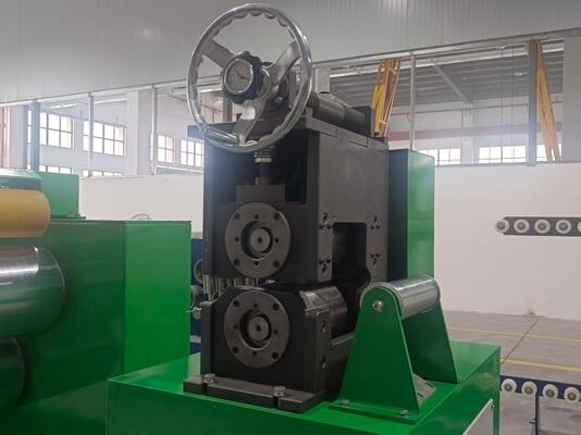 Industriële Duurzame Ontwerp, Gebouwd voor Continue Hoge-Intensiteit Productie Embossing Machine