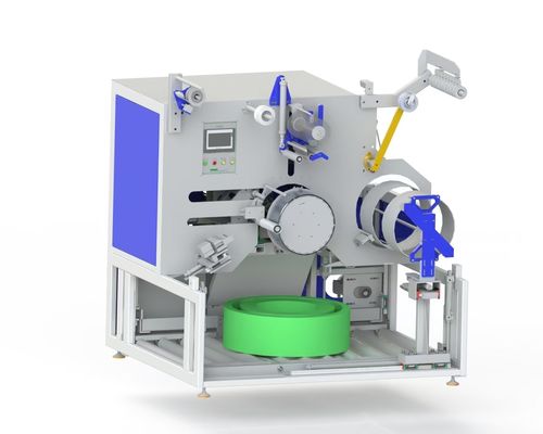 PET-polyesterbandwinder die met een robotarm werkt